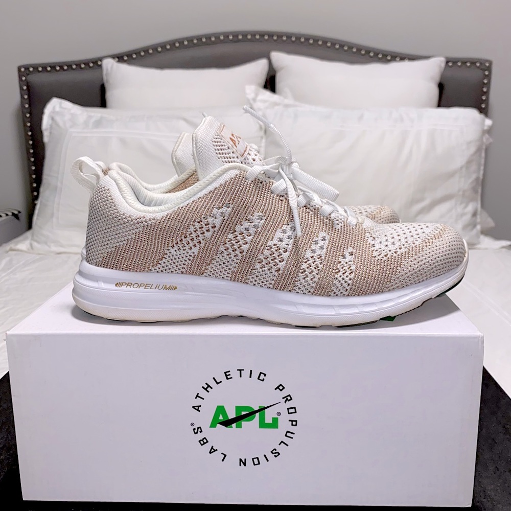 APL Athletic Propulsion Labs Techloom Pro